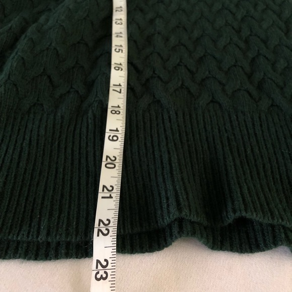 J Crew Heavy Cable Sweater Dark Green Crew small women’s - Picture 5 of 6